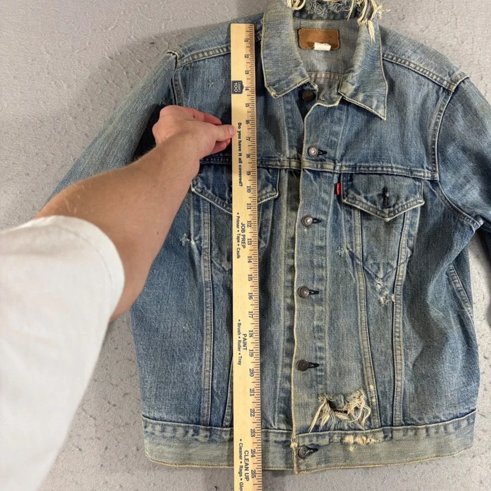 Vintage Levis 70505 0217 Denim Trucker Jacket Medium Wash Distressed 1970s 1980s - Picture 8 of 16